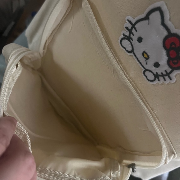 Backpack - Picture 8 of 8